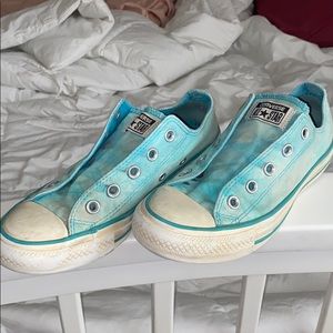 sky blue tie dye converse